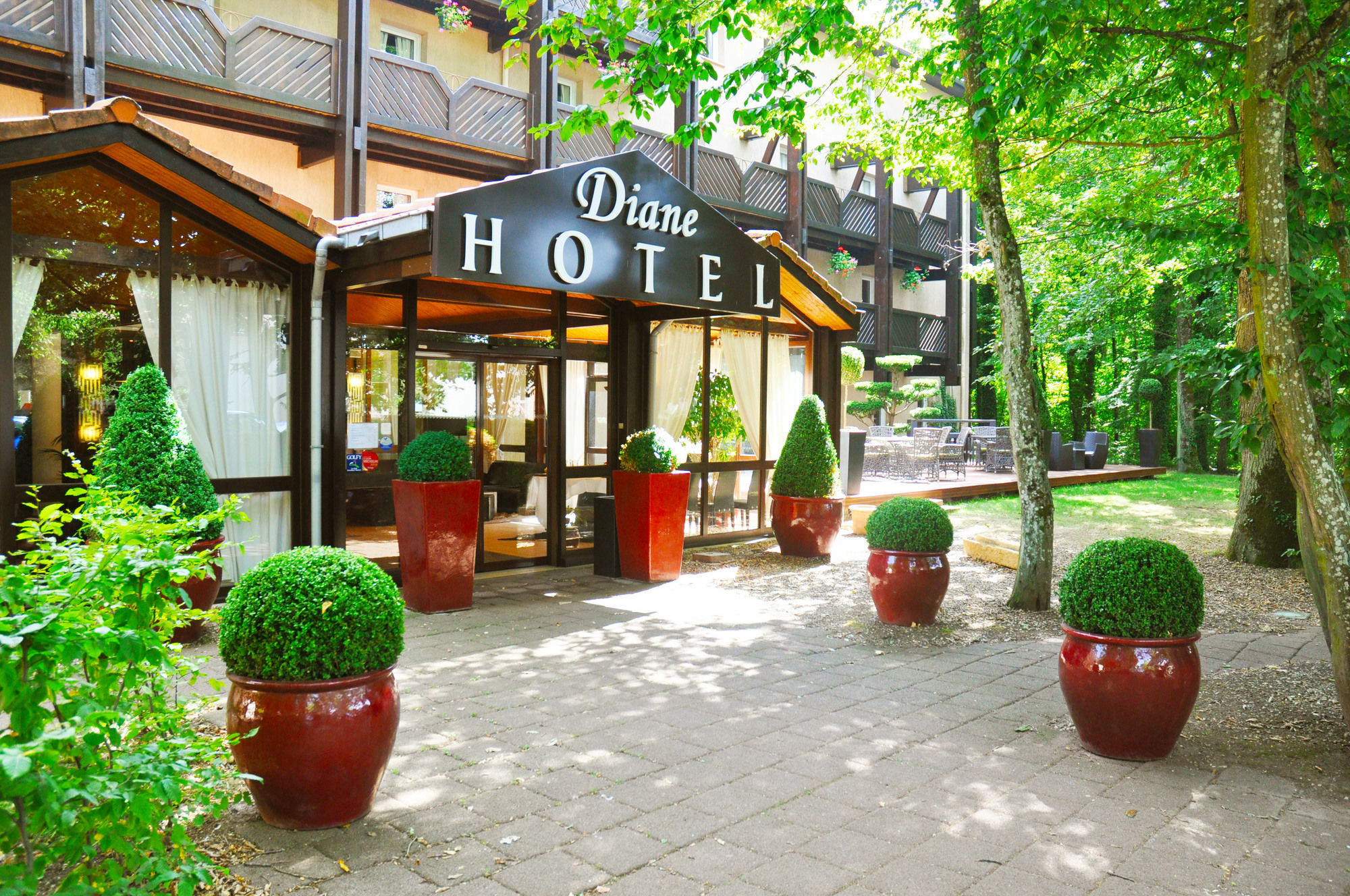 Enzo Hotels Diane - Logis Amnéville Εξωτερικό φωτογραφία